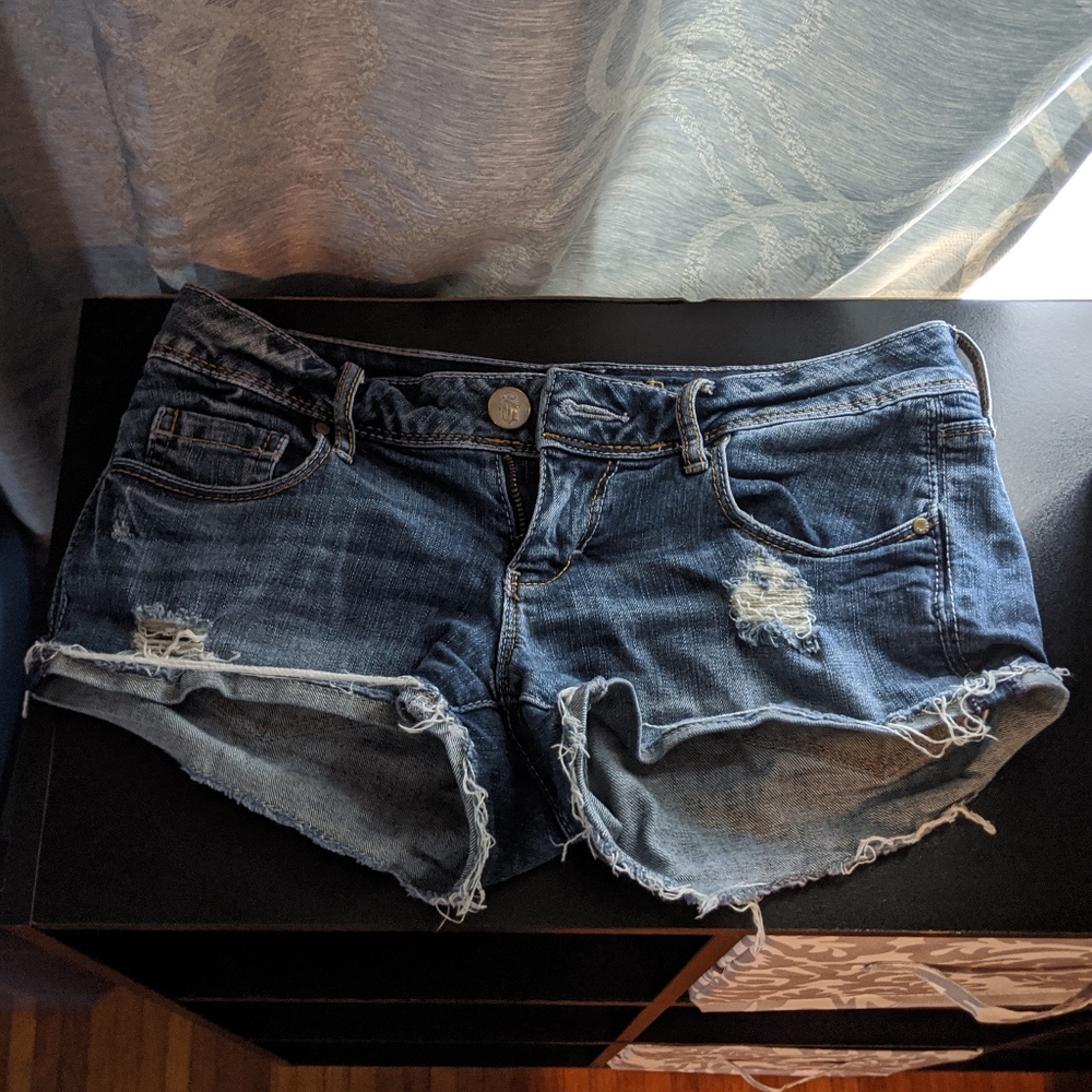 Short shorts